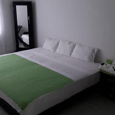 Hostal Deluxe Santander Manizales Exterior foto