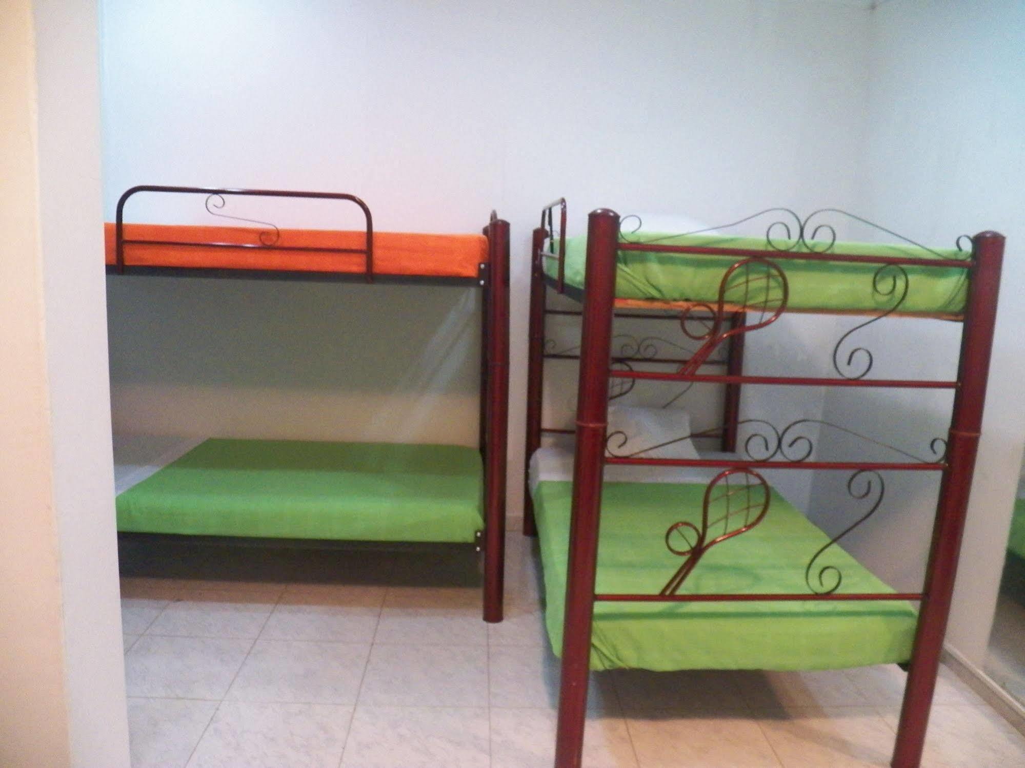 Hostal Deluxe Santander Manizales Exterior foto